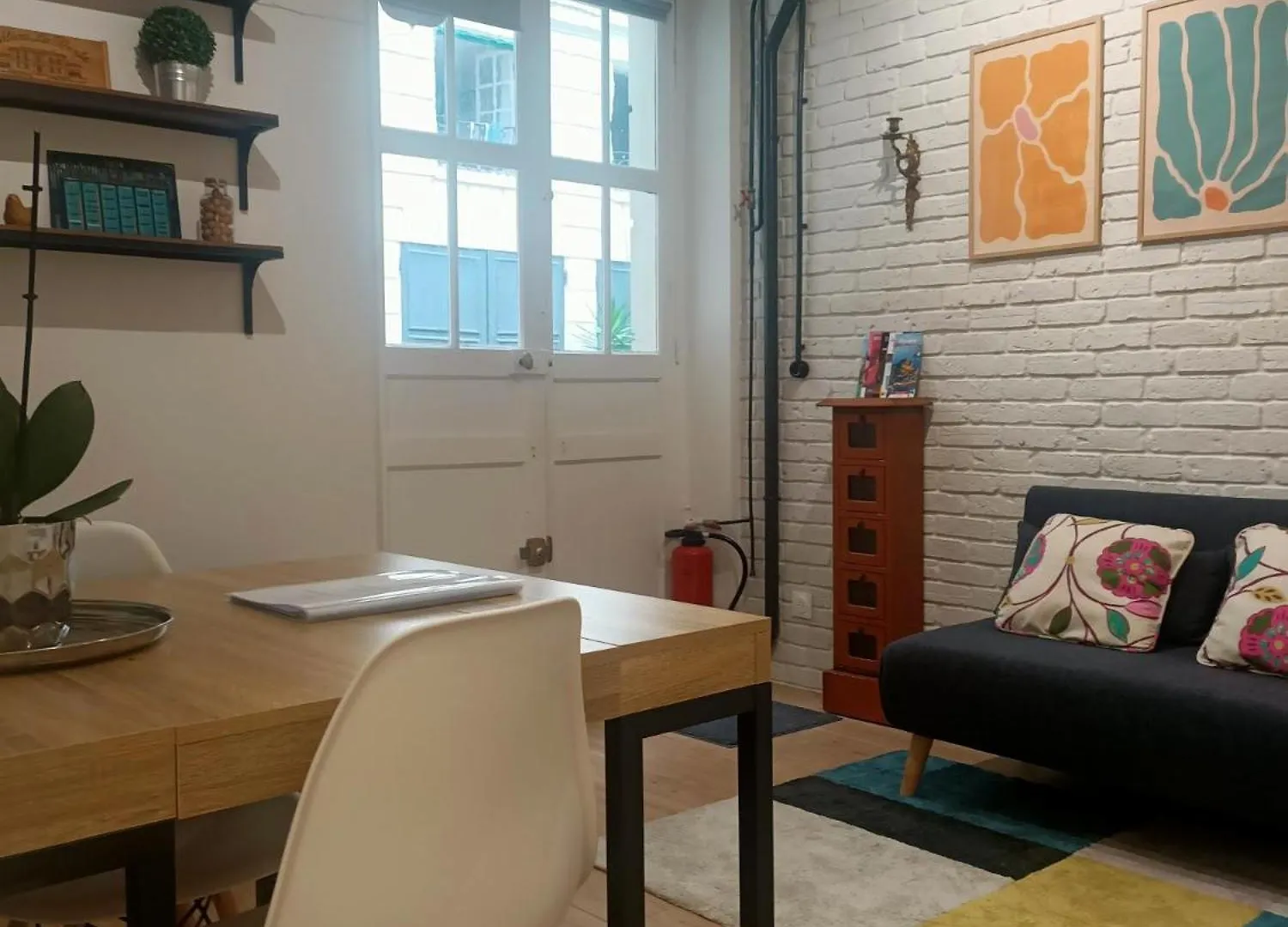 And Cosy 1 Bedroom Apartment