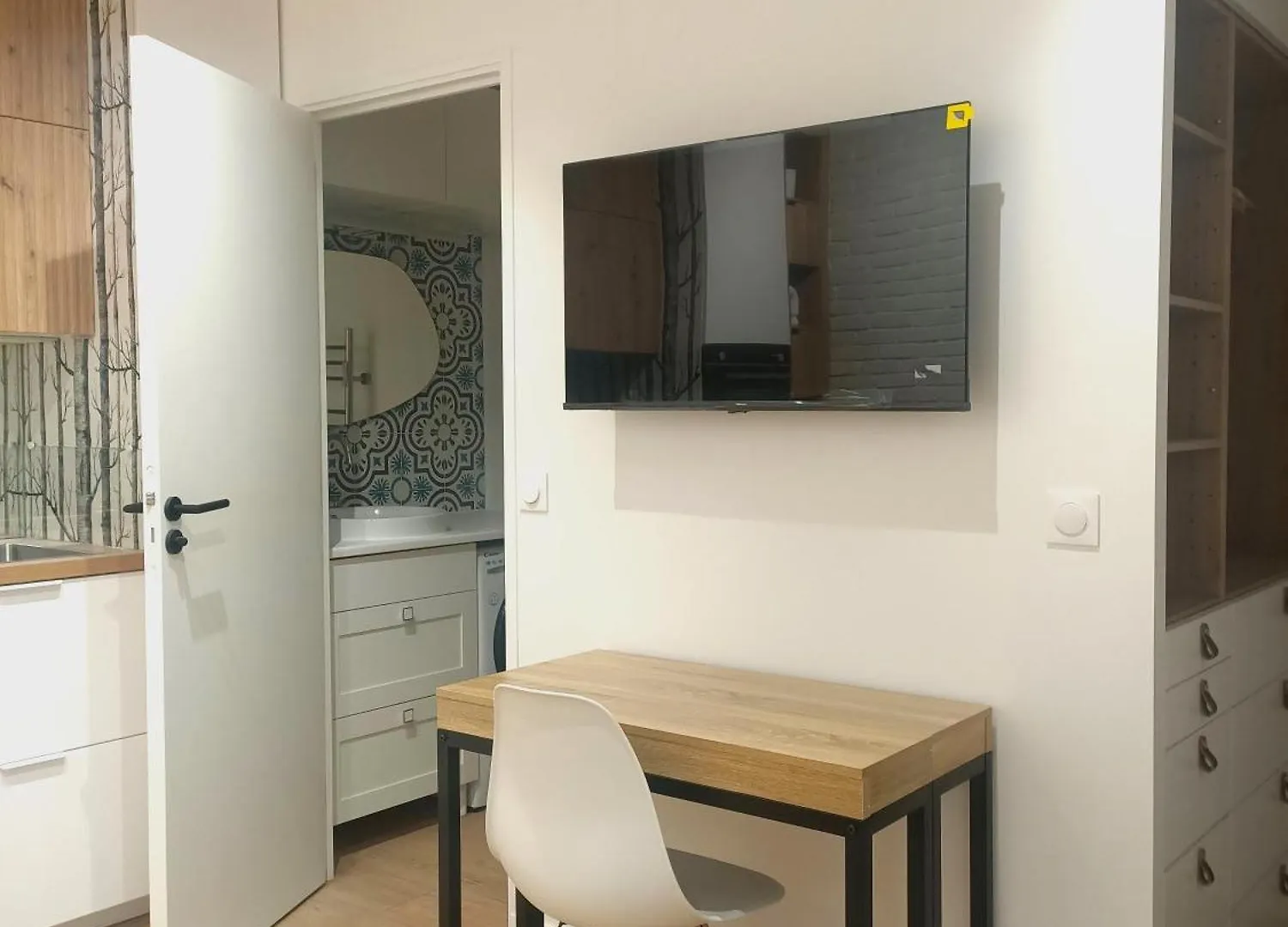 Apartment And Cosy 1 Bedroom